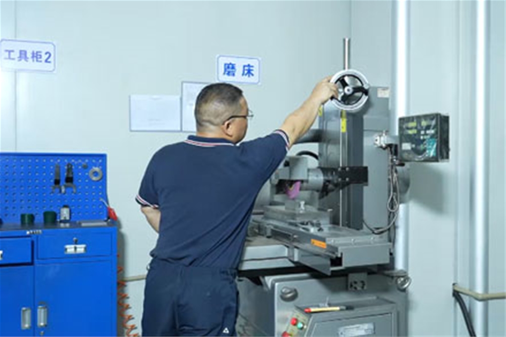 生産現場のビデオ展示
