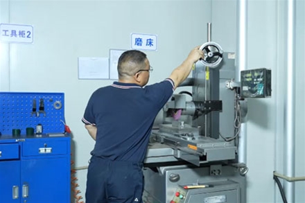 生産現場のビデオ展示